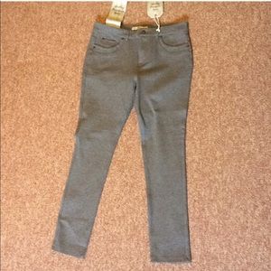 Ci Sono Booty Sculpting Leggings NWT